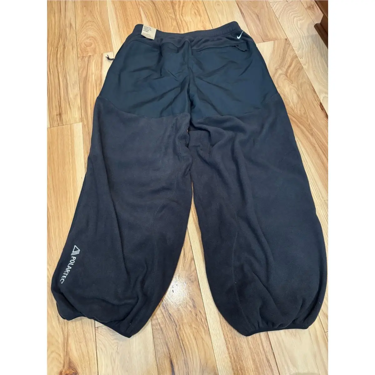 Nike clothing - Black (UPC: 198726642441) 0