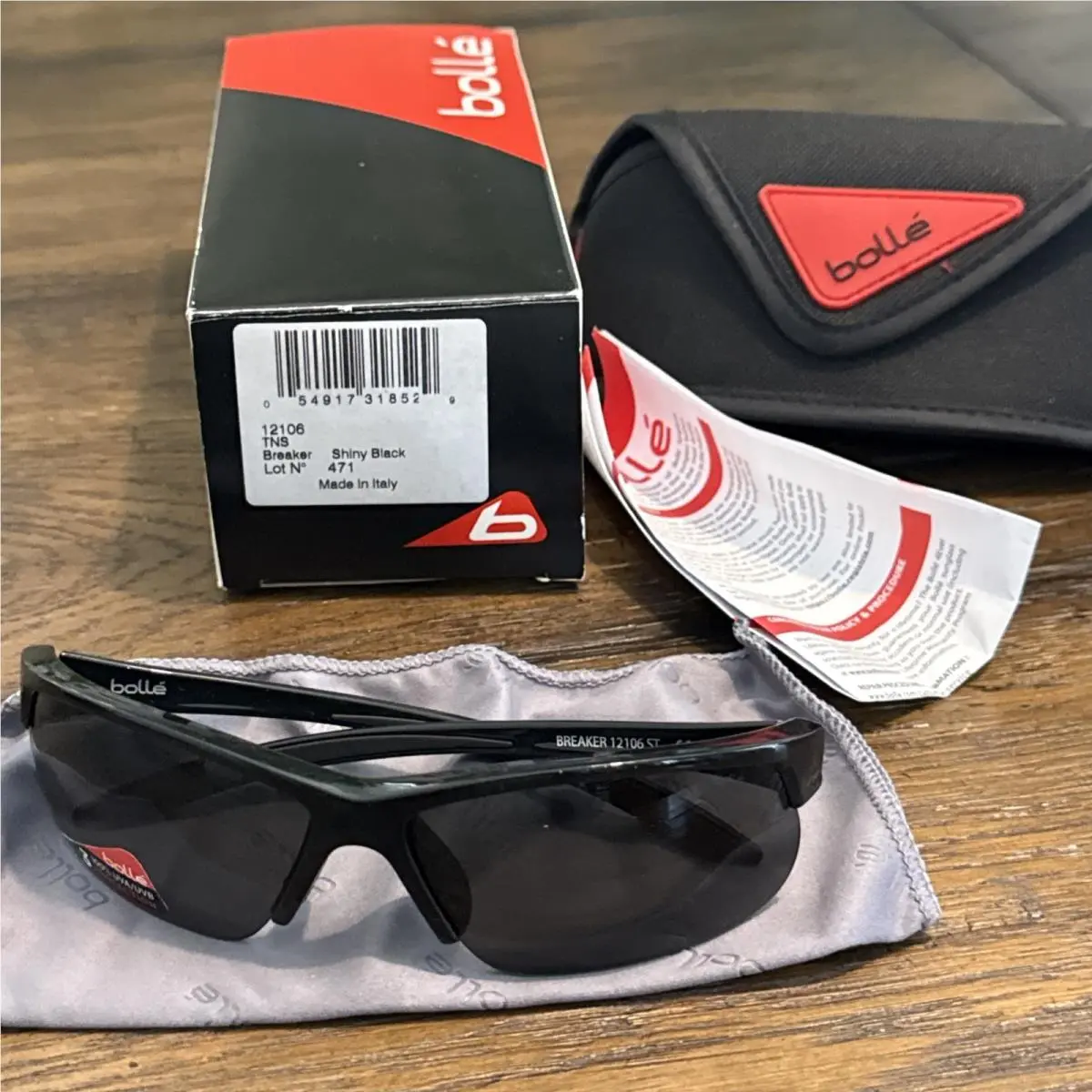 Breaker Shiny Black Semi-rimless Sport 12106 by Bolle