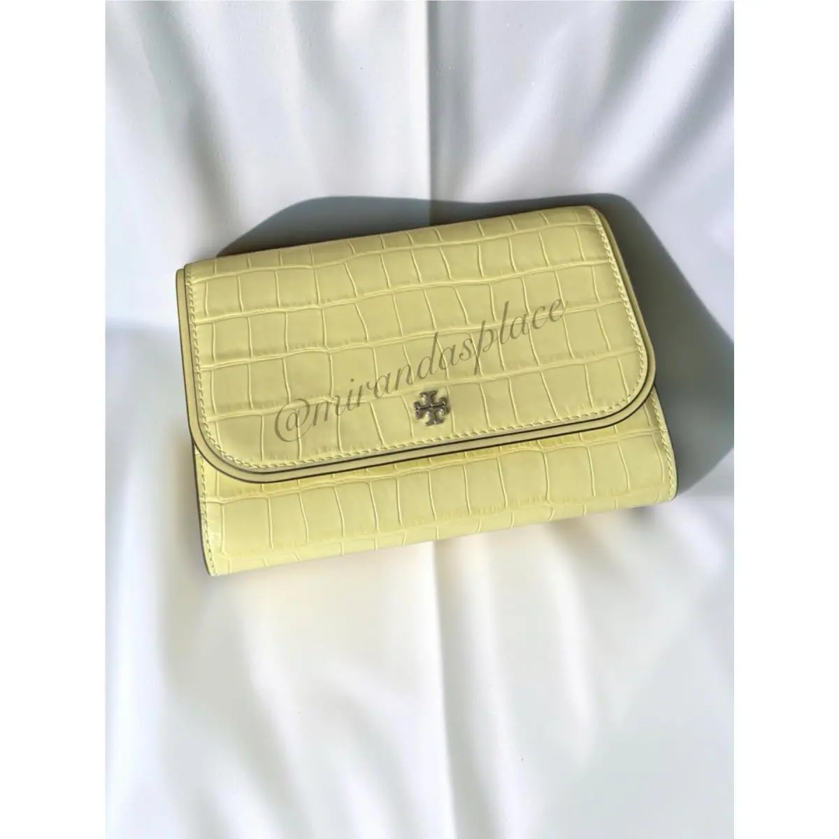 Tory Burch Emerson Crocodile Embossed Pastel Yellow Crossbody Chain Wallet