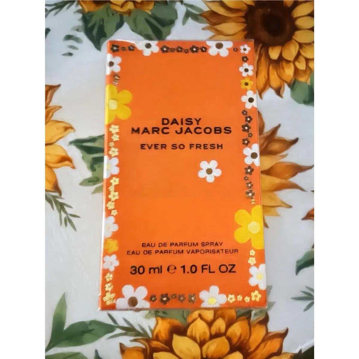 Daisy Ever So Fresh by Marc Jacobs Eau De Parfum Spray 1.0 oz For Women Seal