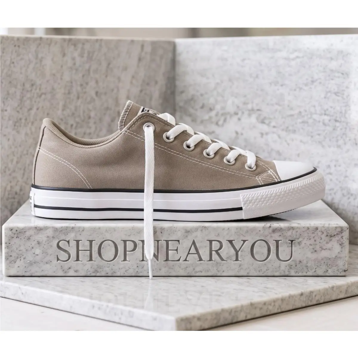 Converse Men`s Chuck Taylor All Star Malden Street Low Top Skate Sneakers Kicks