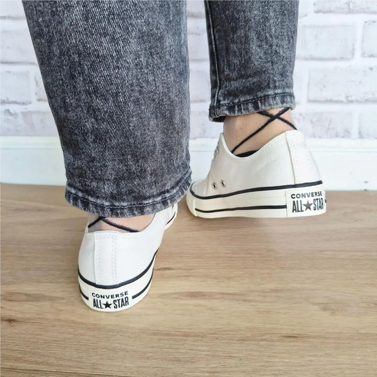 Converse shoes - Converse Chuck Taylor - Chuck Taylor - A19915C - White (UPC: 194435994406) 3