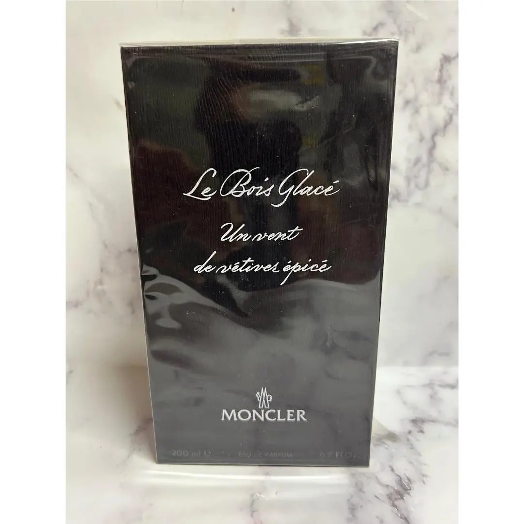 Le Bois Glace Eau de Parfum Spray 6.7fl.oz. Box by Moncler