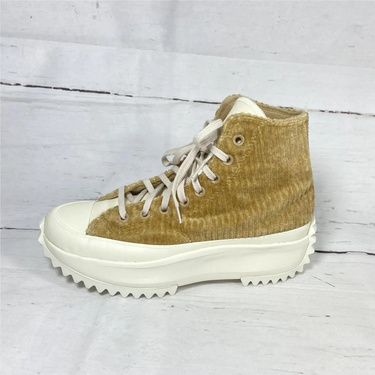 Converse Run Star Hike Hi Sneakers Women’s 8.5 Sand Platform Shoes