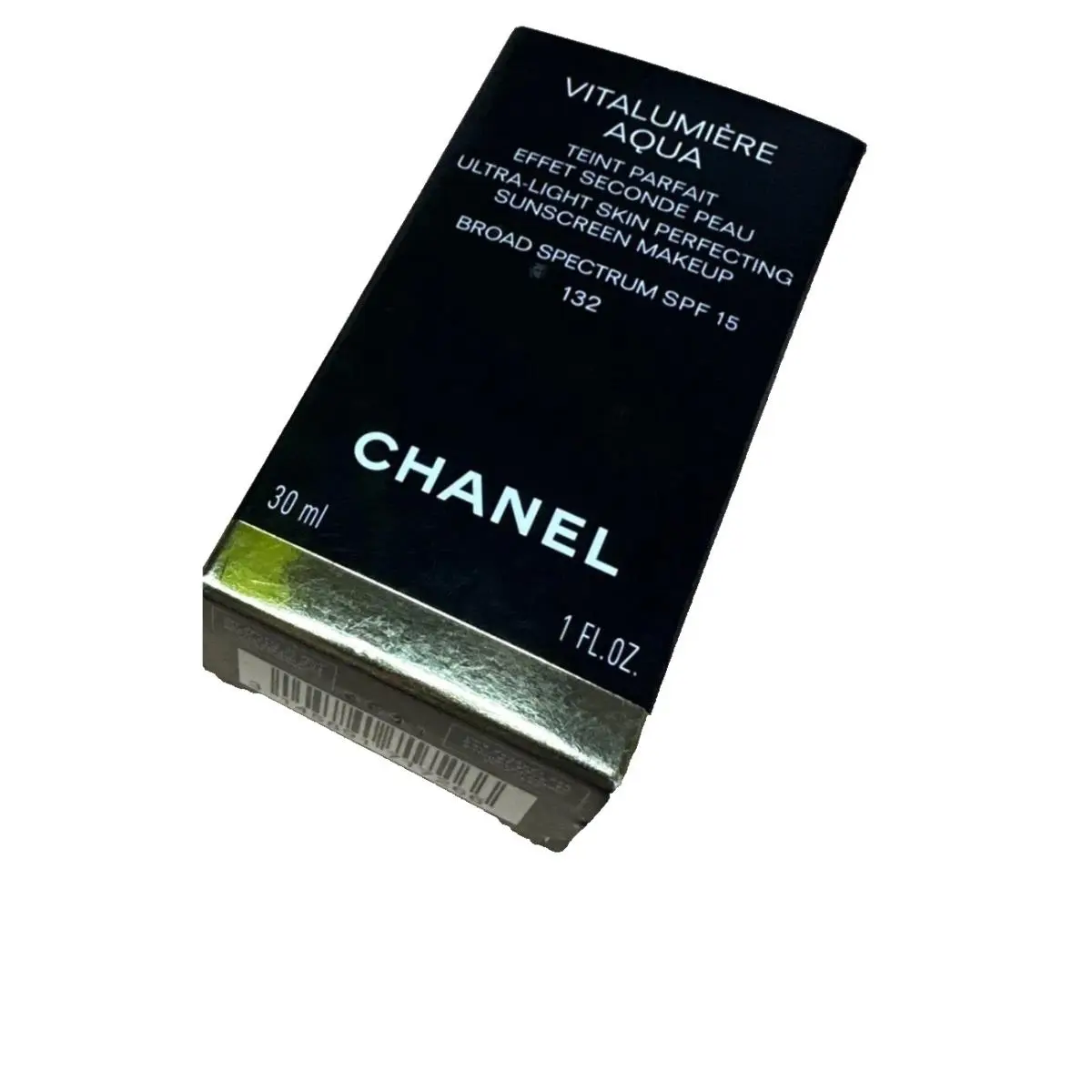 Chanel Vitalumiere Aqua Ultra Light Skin Perfecting Sunscreen 132 Chocolat