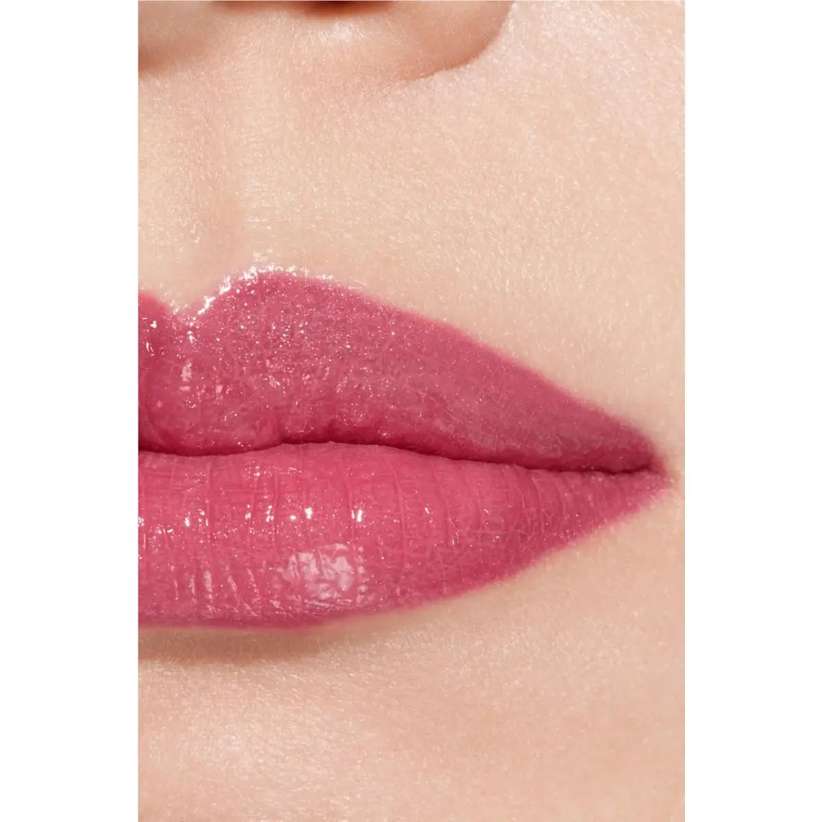 Chanel Rouge Coco Baume 762 Raspberry Kiss Shine Buildable Colour