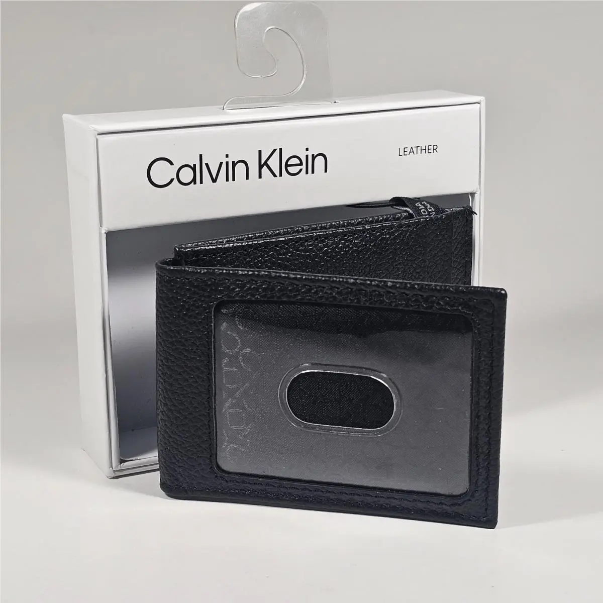 Calvin Klein Men`s Bifold Black Leather Magnetic Front Pocket Wallet 31KA160013