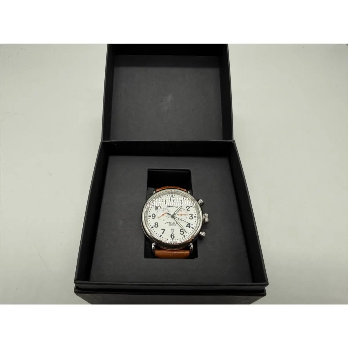 Shinola Argonite 5021 Runwell Chronograph Watch Detroit White/brown