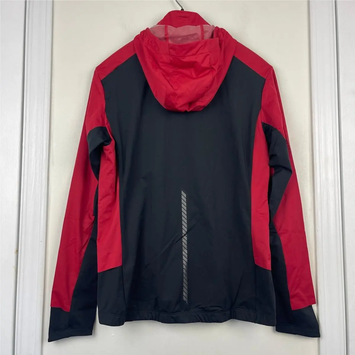 Salomon clothing - Red 2