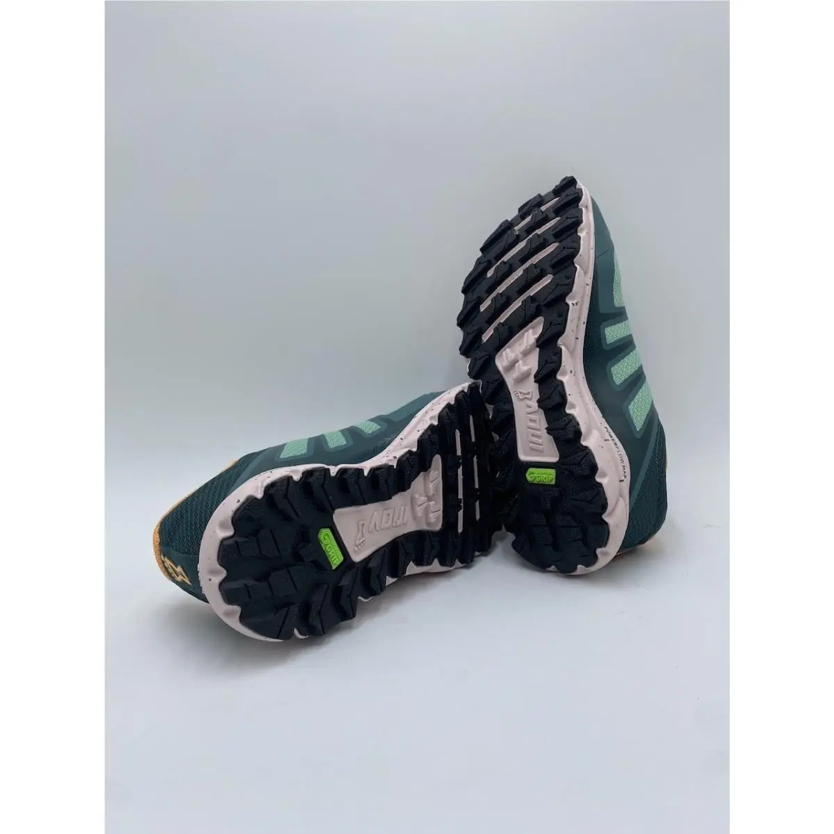 inov-8 shoes - Inov TRAILFLY G270 V2 - Inov TRAILFLY - Green 7