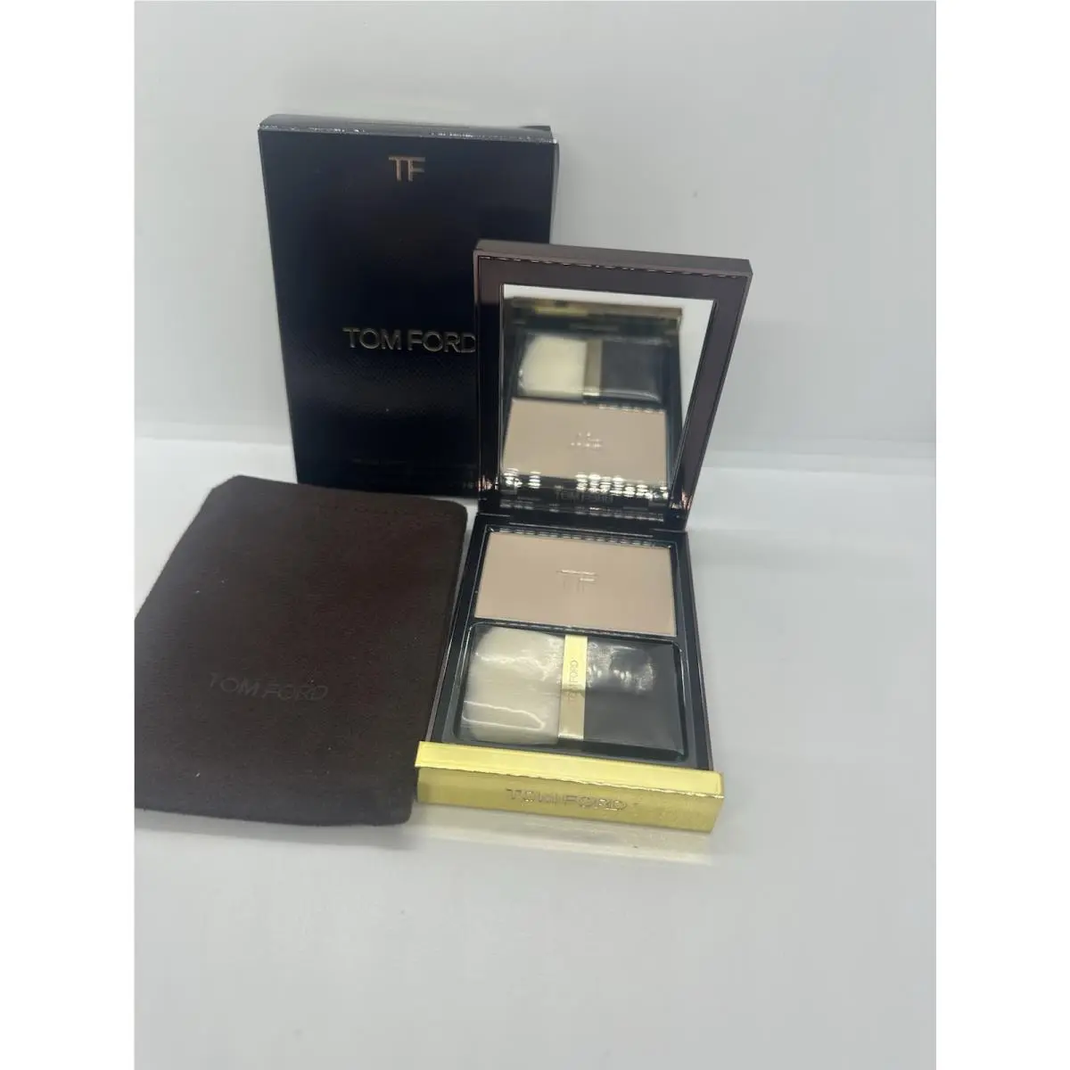 Tom Ford Translucent Finishing Powder 01 Alabaster 0.31 oz –
