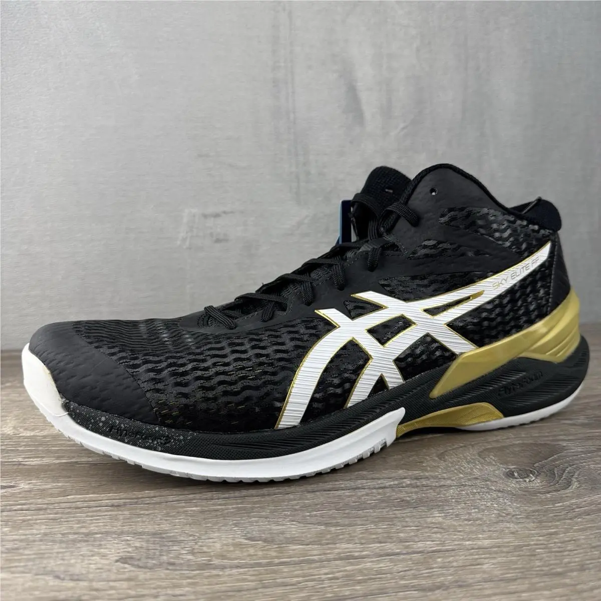 Asics Sky Elite FF MT Black Gold 1051A032-001 Men`s Size 14 Volleyball Box