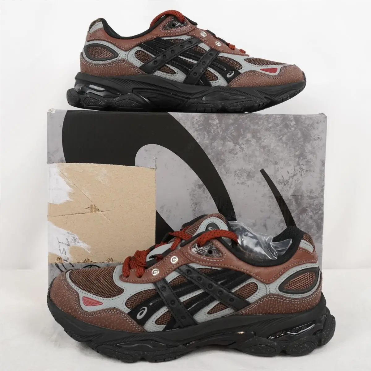 Asics X Hal Studios Gel-nyc 2.0 Sshs Sneakers In Mahogany/black - Unisex M7.5/W9