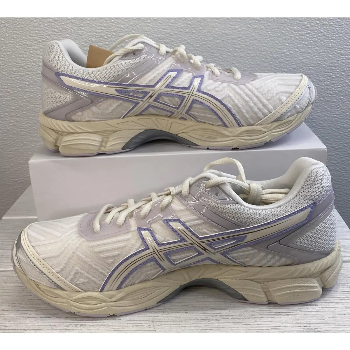 Asics shoes - White (UPC: 199023180339) 4