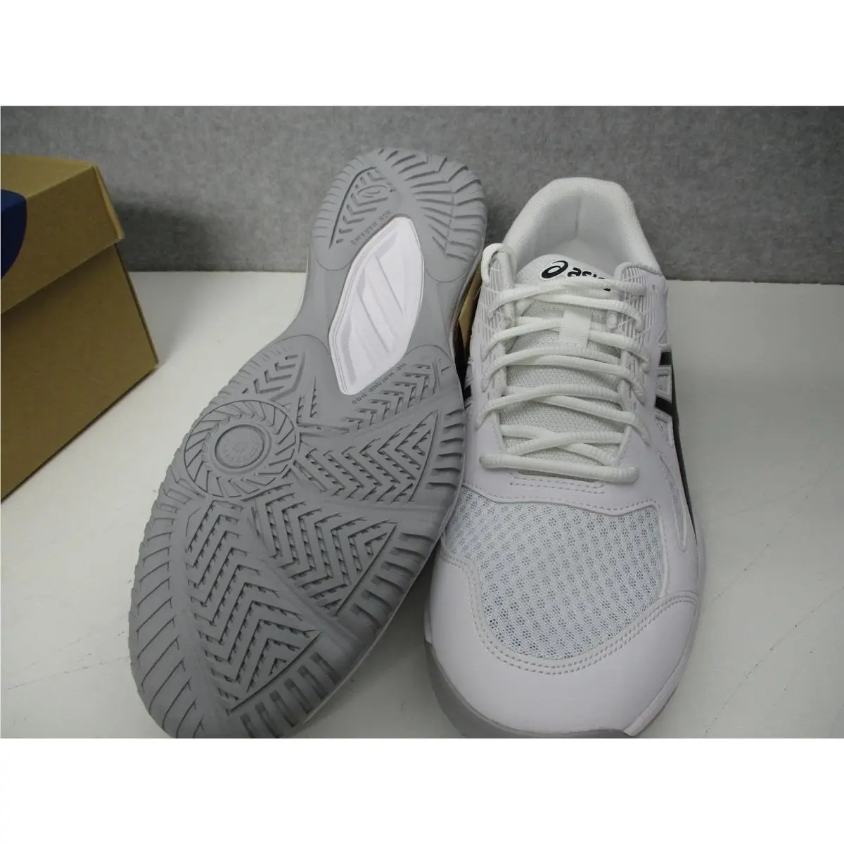 Asics shoes - ASICS Upcourt 6 - Upcourt - White 4
