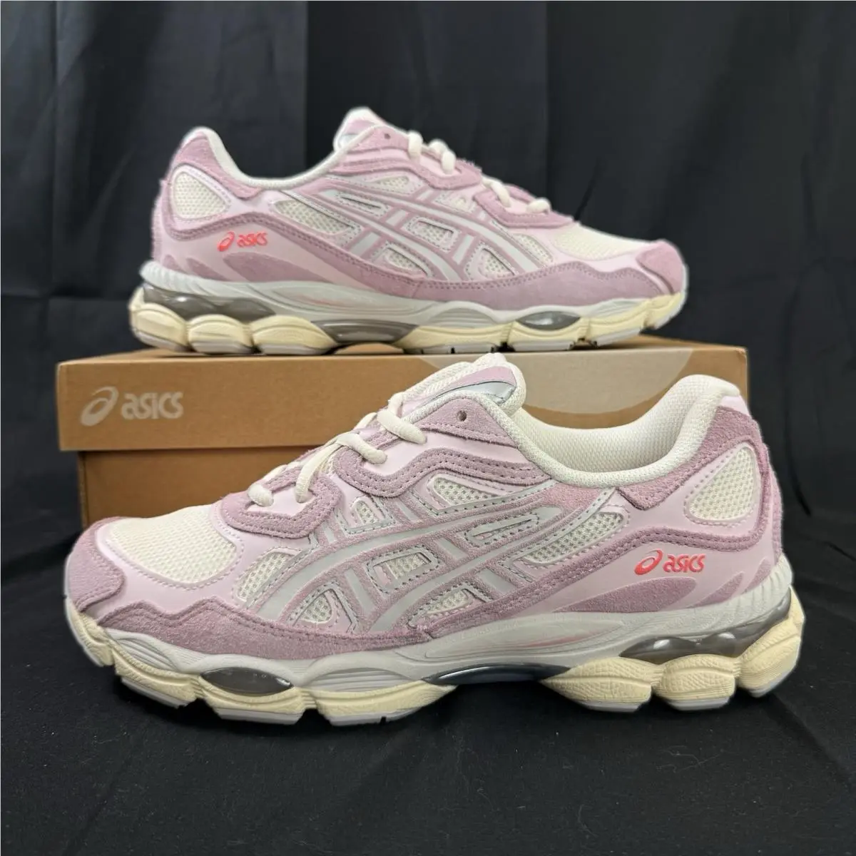 Asics Gel-nyc Cream Rose Water Pink 1203A383-106 Women`s Size 9.5 Mens Size 8