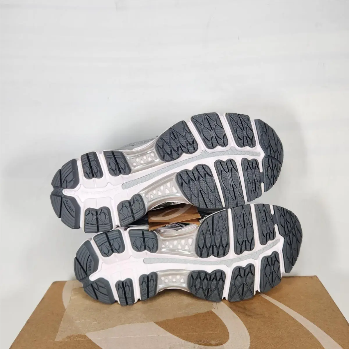 Asics shoes - ASICS GEL-Kayano 12.1 - White 3