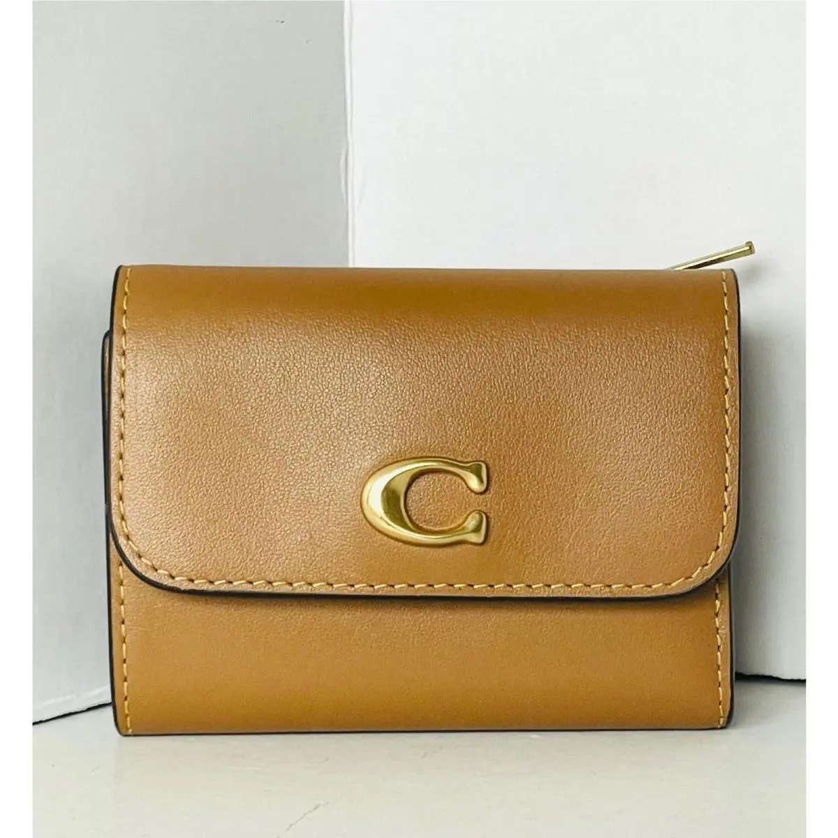 Coach Essential Card Holder CZ111 Honey Brown Leather Small ID Wallet