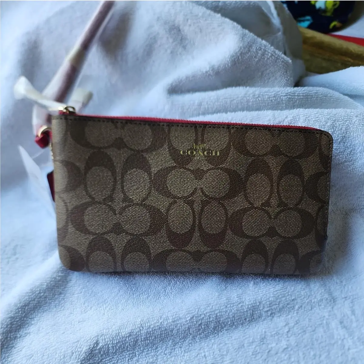 Coach ••• Ladies` Signature Double Zip Wristlet Purse • Brown/true Red • F54057