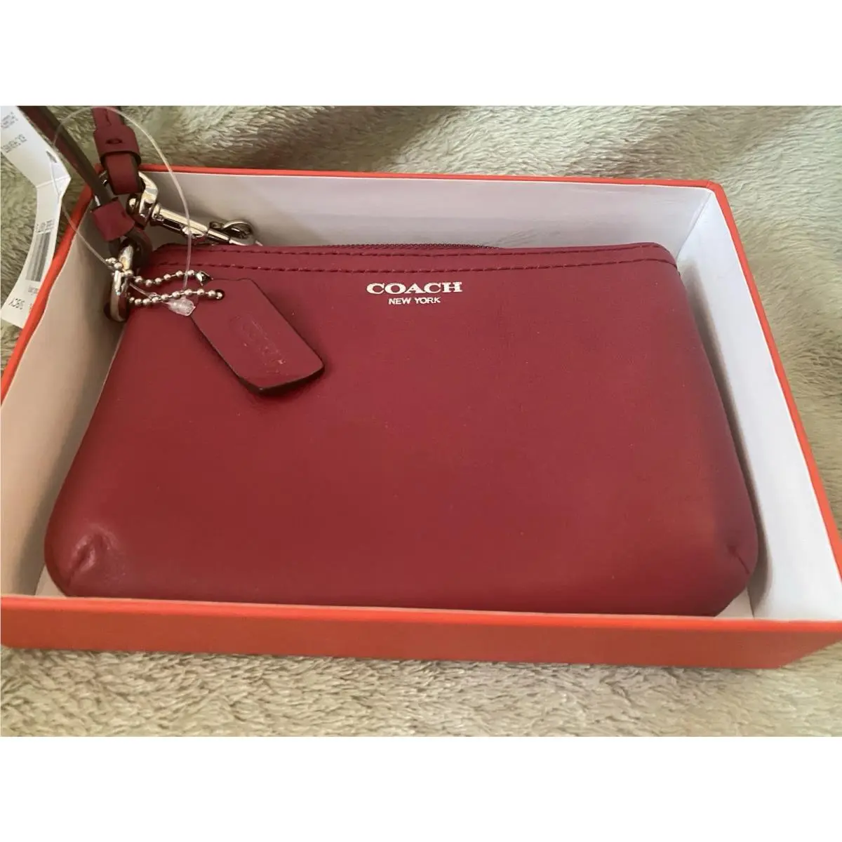 Coach Wristlet Wallet Armor Leather Corner Zip 48689B Black Cherry W/tag