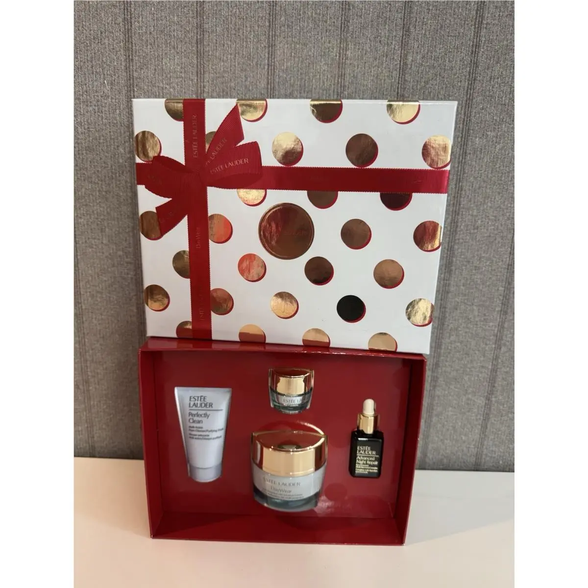 Estée Lauder The Hydrating Routine 4-pcs Set Incl. Daywear Cream Full Size