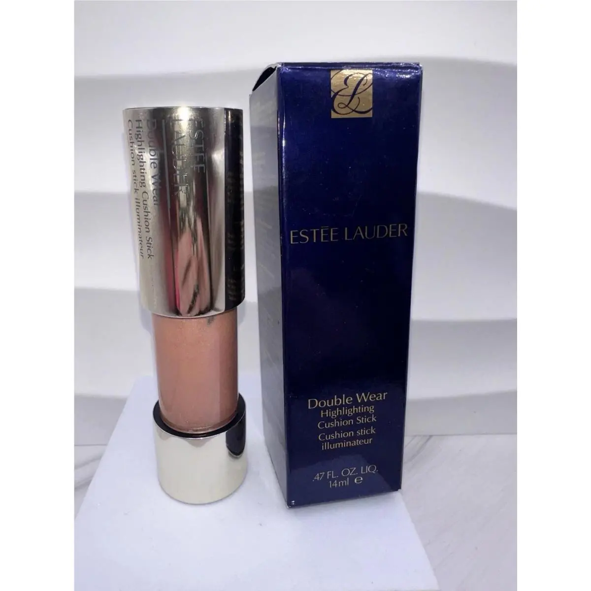 Estée Lauder Double Wear Highlighting Cushion Stick Shade 01 Champagne Glow
