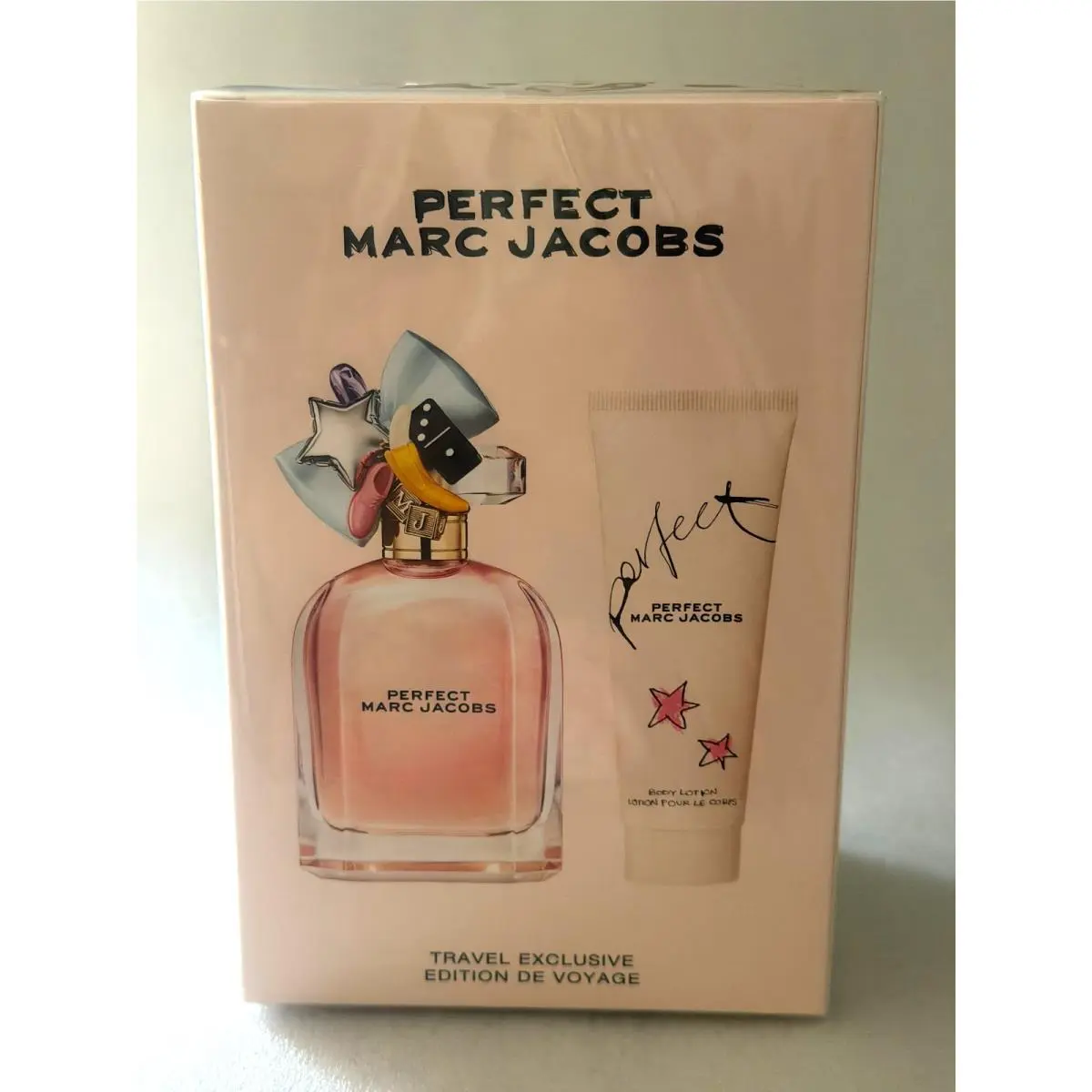 Marc Jacobs Perfect Travel Exclusive 3.3 oz Eau De Parfum/2.5 oz Body Lotion