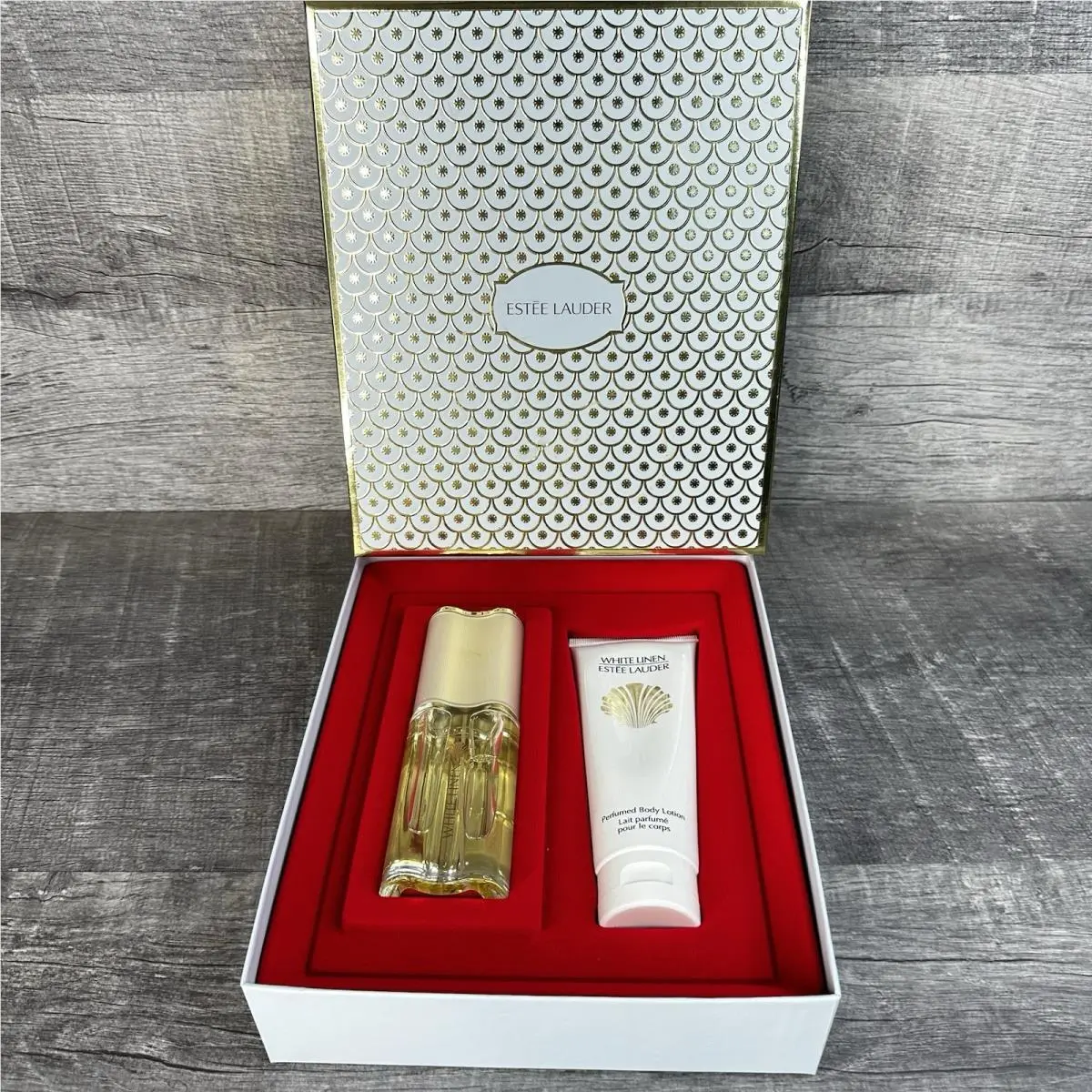 Estee Lauder White Linen Classics Edp Spray 2 oz Lotion 3.4 oz Gift Set Box