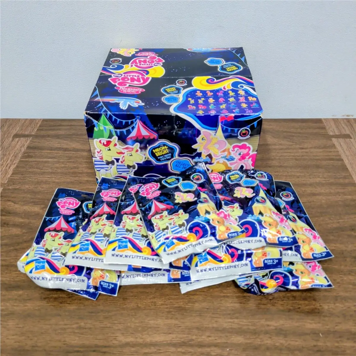 My Little Pony 11 Packs Mystery Minis Blind Box Bags Wave Series 8 Neon Bright