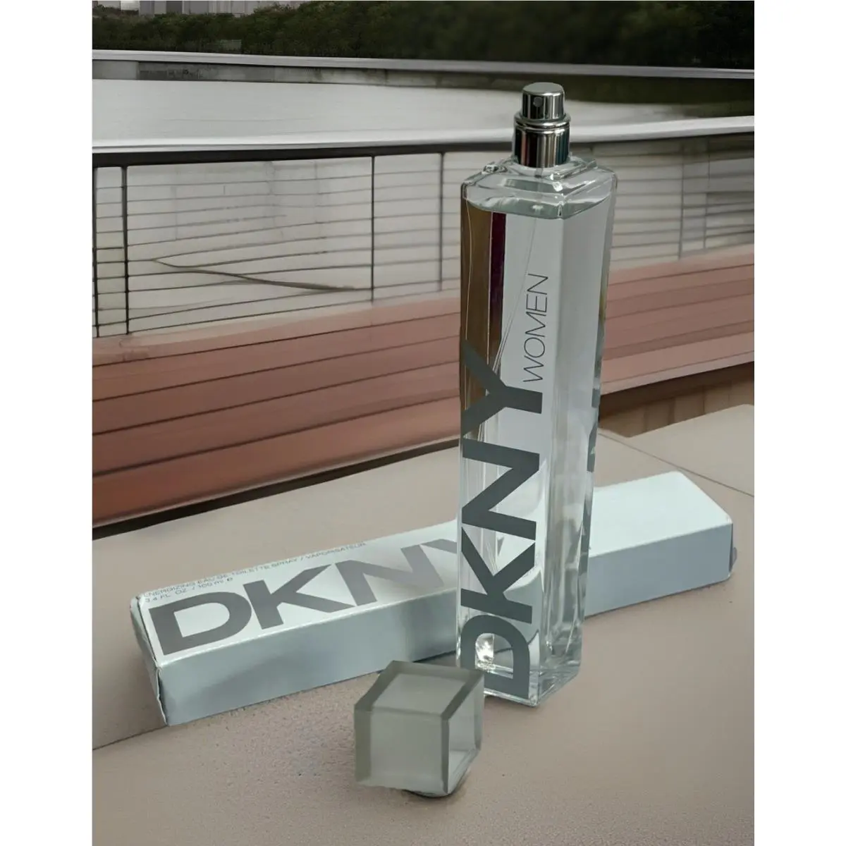 Dkny Women by Donna Karan 3.4oz/100ml Energizing Eau De Toilette Spray Perfume