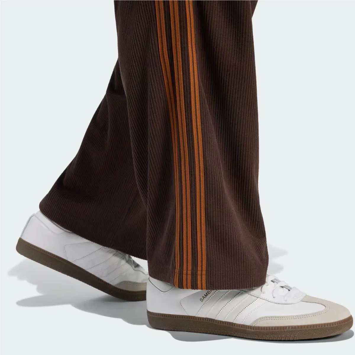 Adidas clothing - adidas Originals - Originals - KR9715 - Aurora Coffee 4