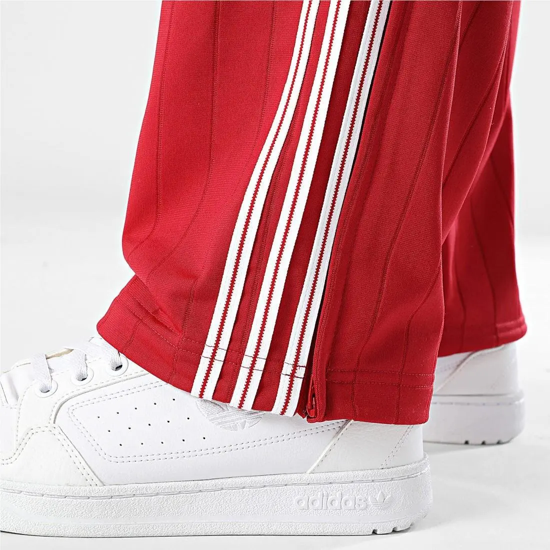 Adidas clothing - adidas Adicolor - Adicolor - KE4134 - Team Victory Red 5