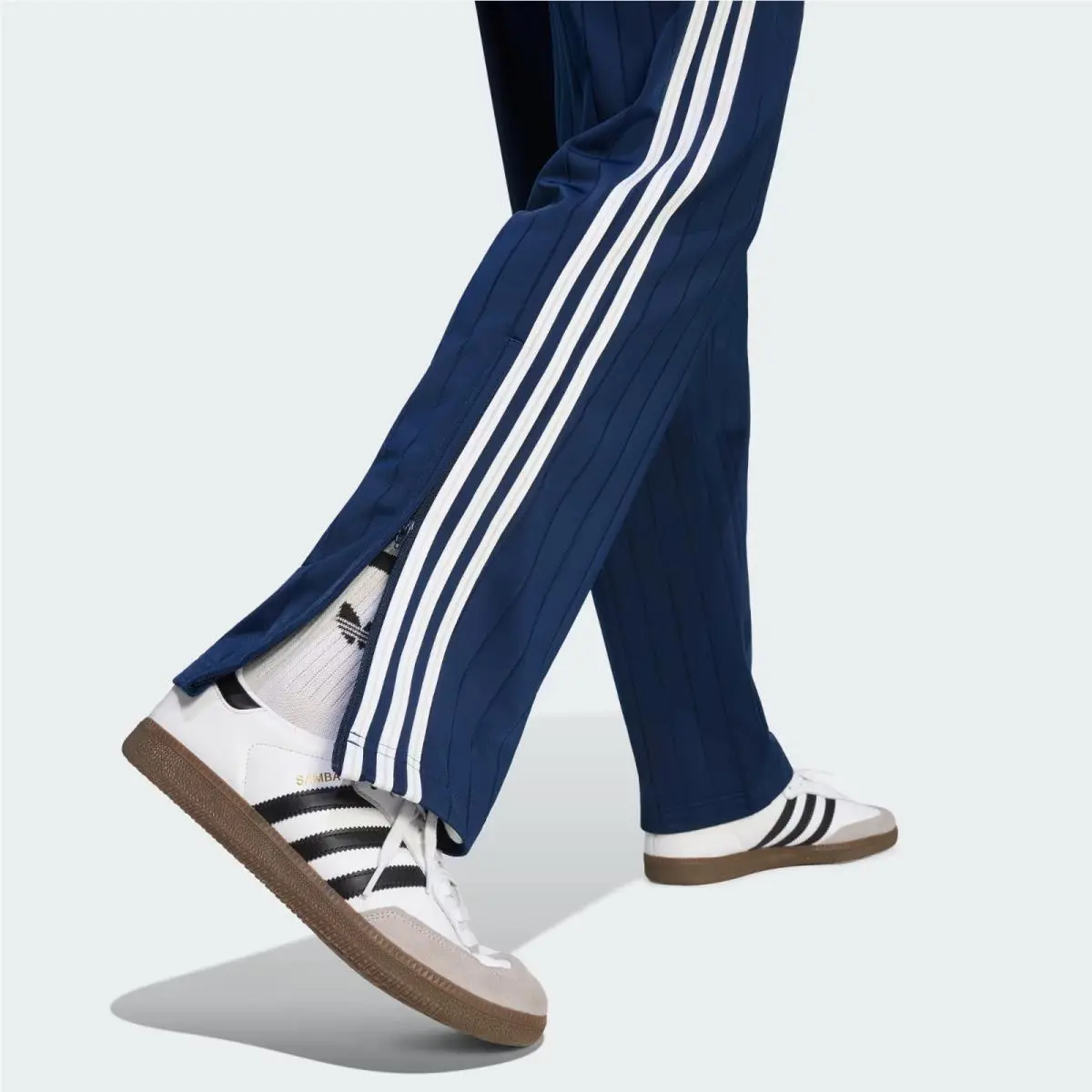 Adidas clothing - adidas Adicolor - Adicolor - KE4135 - Night Indigo 10