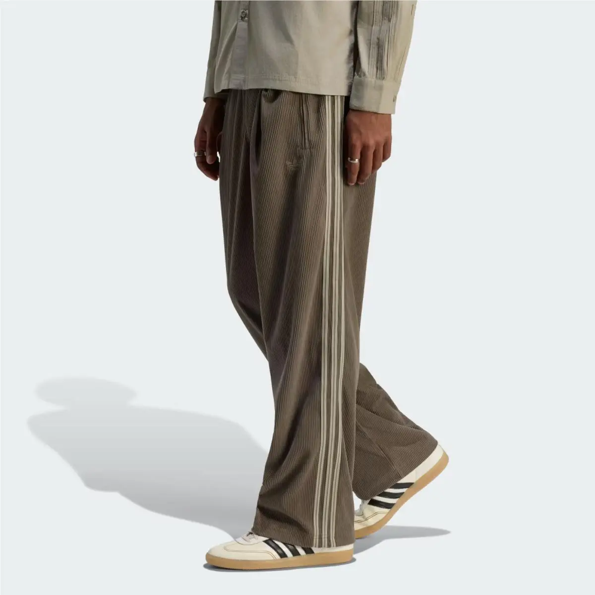 Adidas Originals Men`s Firebird Plush Corduroy Track Pants KR9714