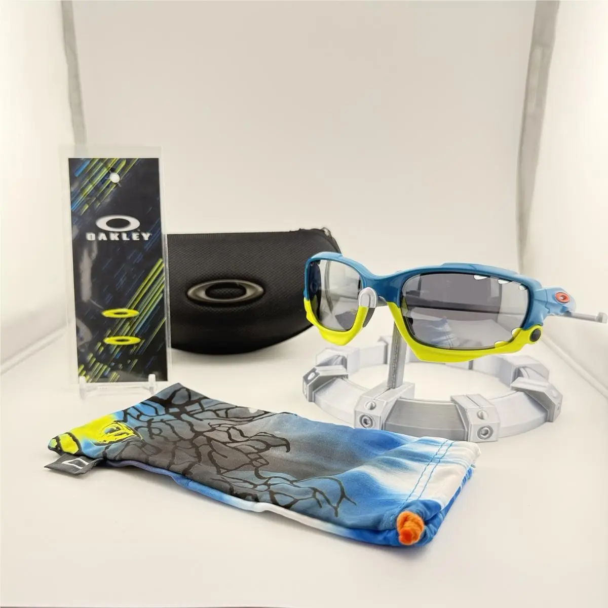 Oakley - Racing Jacket - Fathom - Pacific Blue W/black Iridium Clear - OO9171