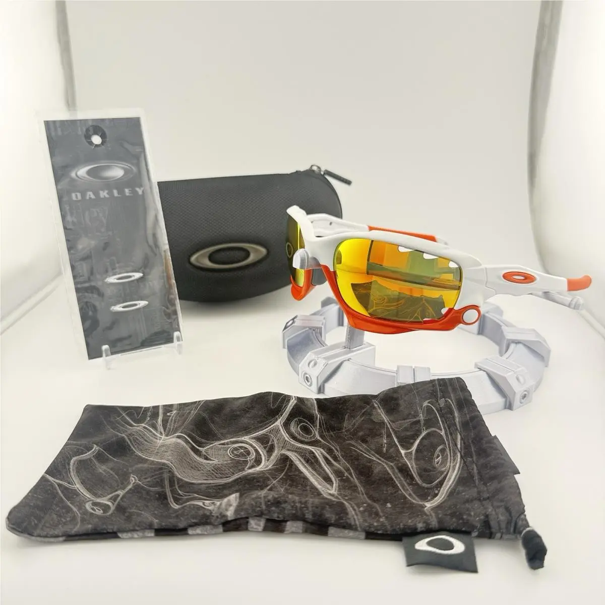 Oakley - A Racing Jacket - Matte White W/fire Iridium Persimmon - OO9197-02