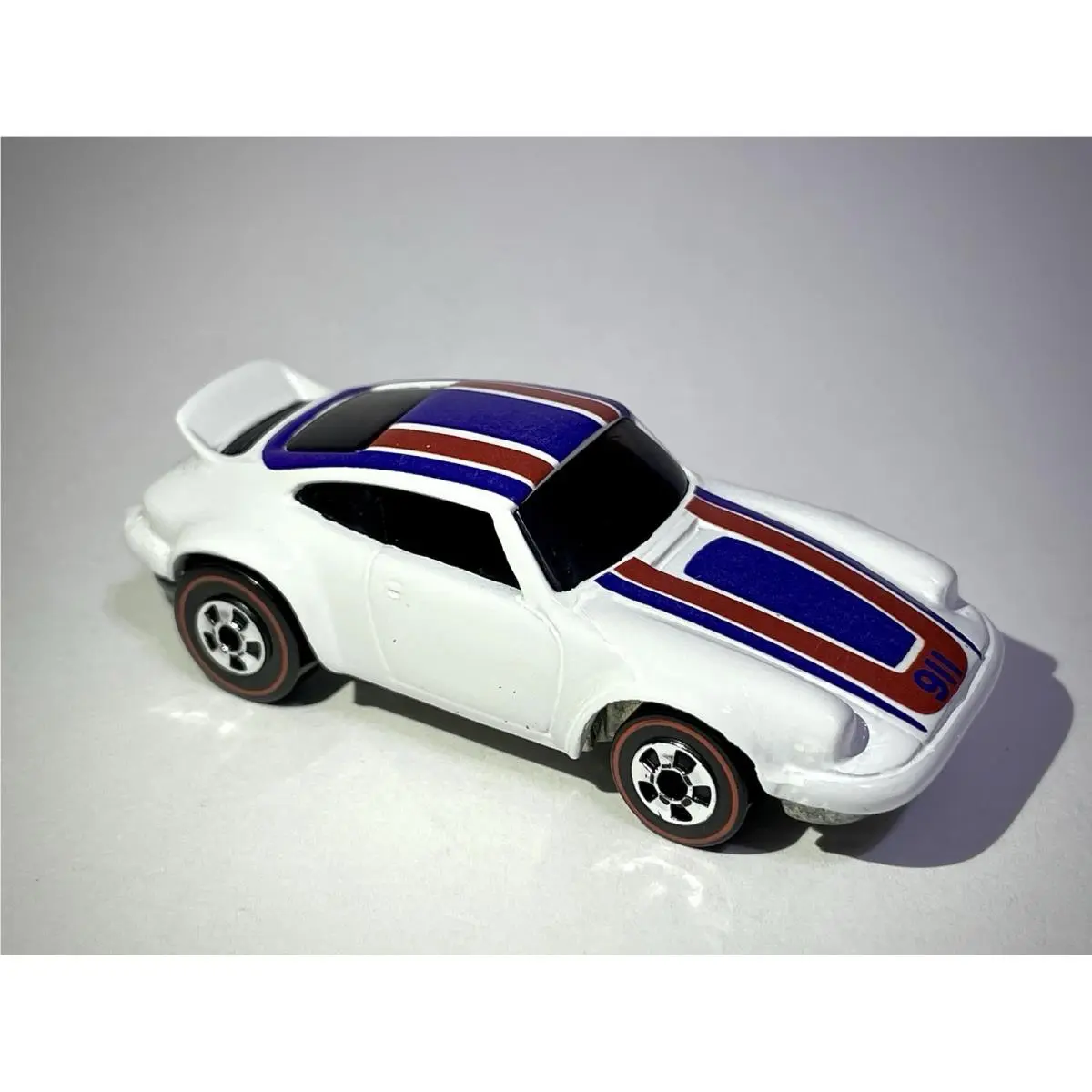 Vtg Hot Wheels Redline “restored” 1974 Porsche Carrera P-911 Race White