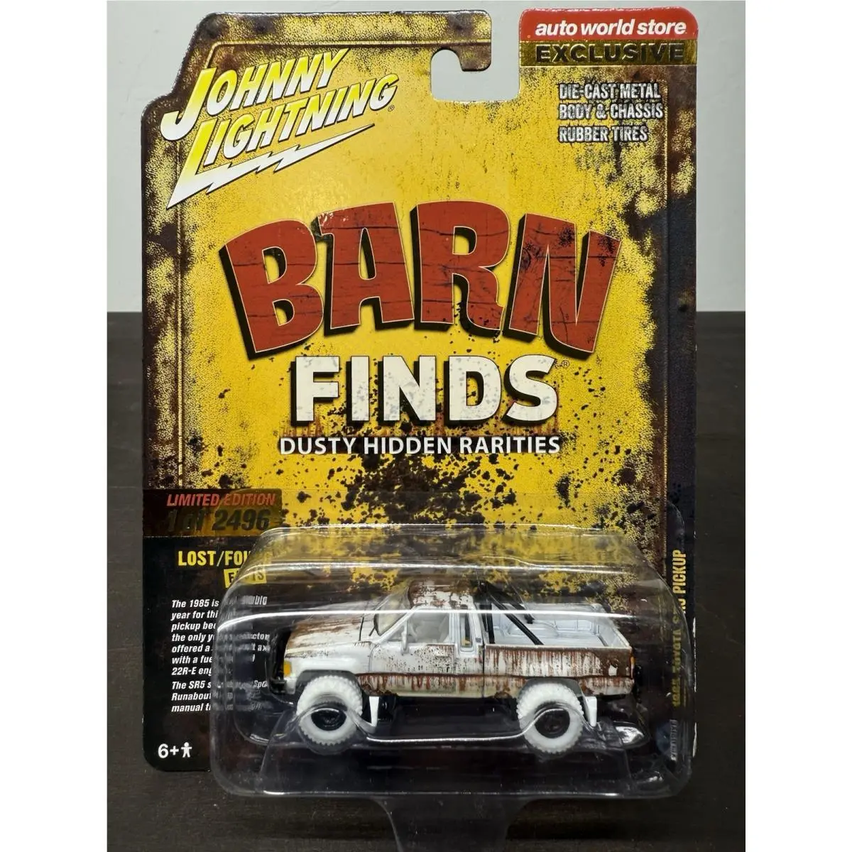 Johnny Lightning Barn Finds 1985 Toyota SR5 Pickup White Limited Edition