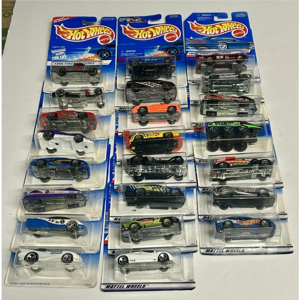 1995 1996 1997 Hot Wheels 23 Car Lot. Mixed Models Mixed Years Hot Wheels