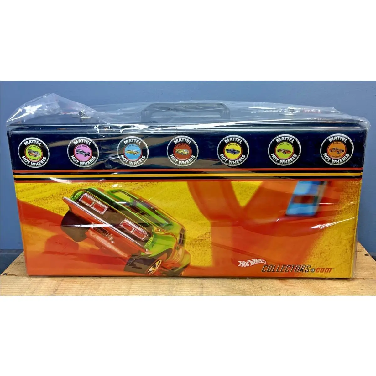 Vintage Hot Wheels Collectors.com Carrying Case w/ 14 Cars Storage Case