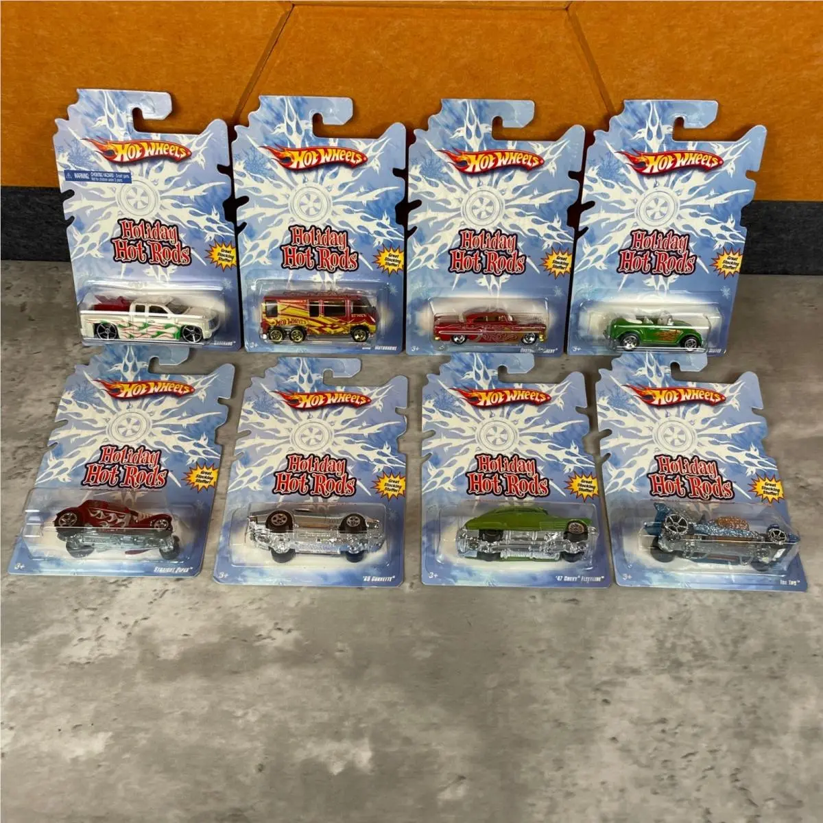 Hot Wheels Holiday Hot Rods 2008 Set of 8 Chevy VW Corvette Gmc Diecast Cars