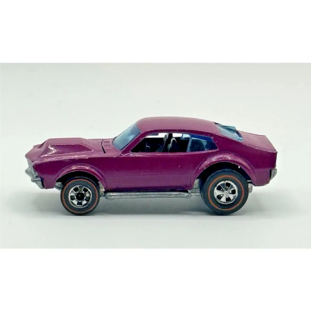 Hot Wheels Red Line Plum Street Snorter Shell Gas Station Promo Pull Mint