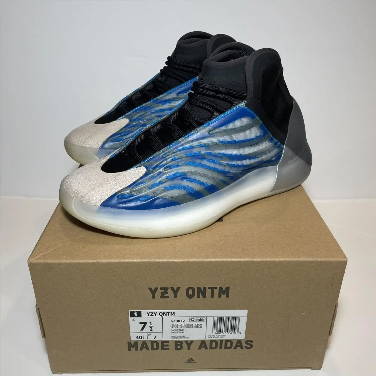 Adidas shoes - adidas Yeezy Quantum - Yeezy Quantum - GZ8872 and H68771 - Multicolor 3