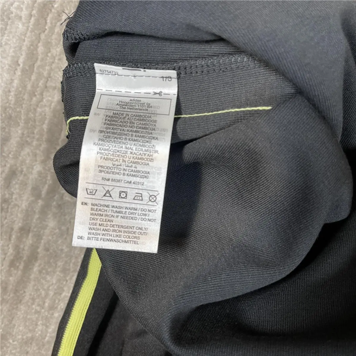 Adidas clothing - Black 22