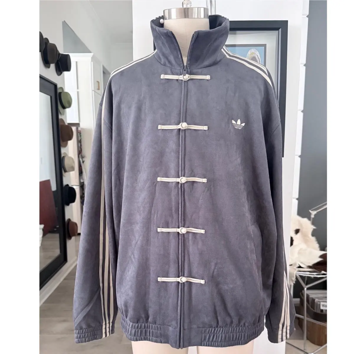 Adidas clothing - Gray 0