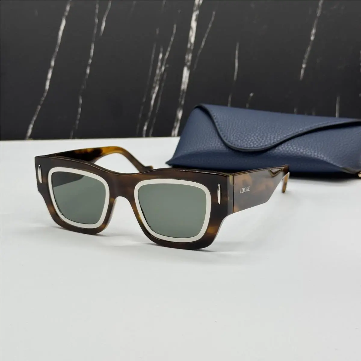 Loewe Brown Green Women Cat Eye Suglasses LW40168I 52N