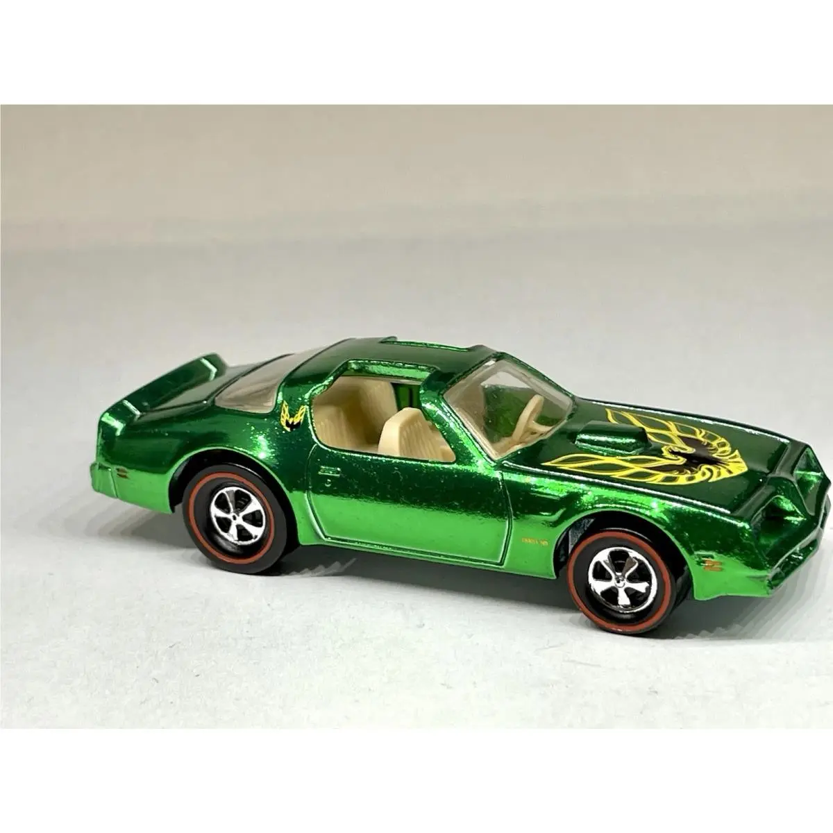 Custom Made Redline Hot Wheels Hot Bird Green Firebird Diecast 1:64