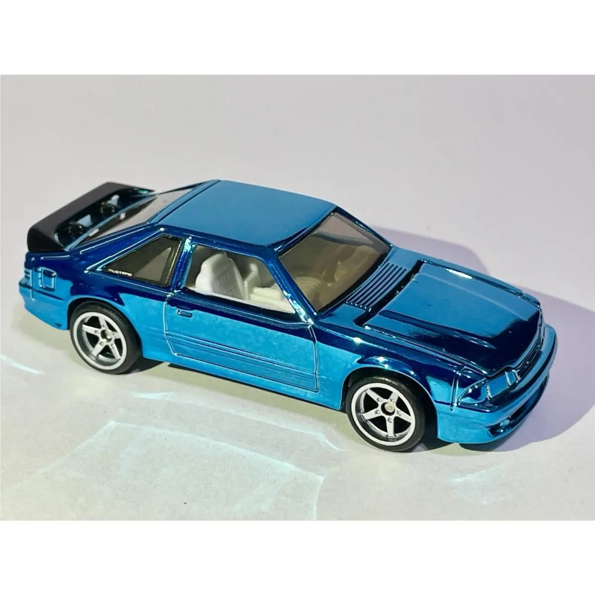 Hot Wheels 1993 Ford Mustang Cobra R Spectraflame Blue - Custom Made ⬜