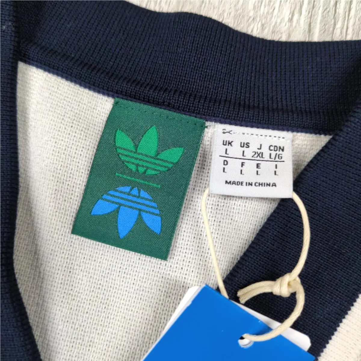 Adidas clothing - White 4