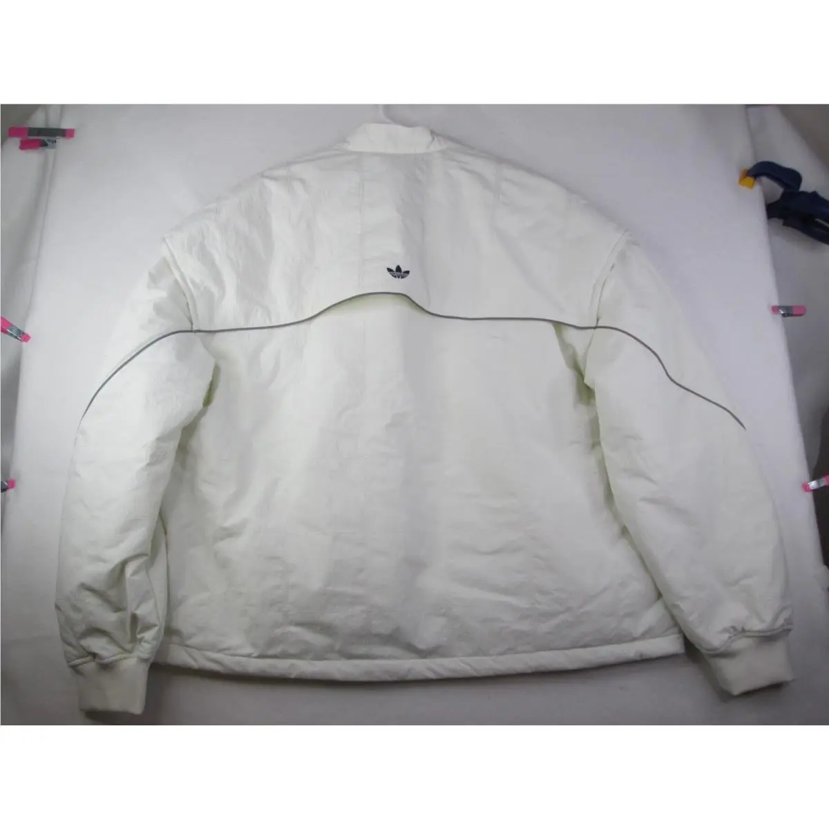 Adidas clothing - White (UPC: 198320588435) 3